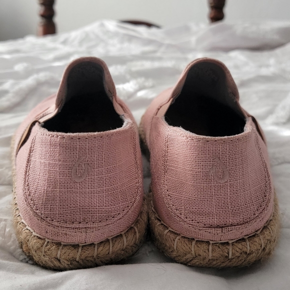 OLUKAI PINK SLIDE ONS WOMEN'S SZ 6.5 - Picture 5 of 7